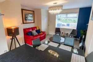 Sunderland Top Rated Stay III- Contractor & Family Friendly, FREE WiFi & Parking, Garden - 锡厄姆