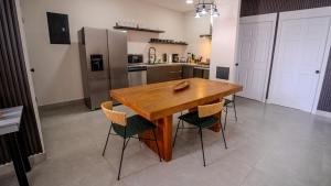 Pedasí 2-Bedroom Oasis with Pool