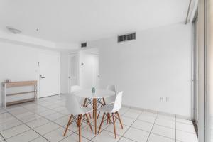 Bay Harbor Sunset Apt 4B