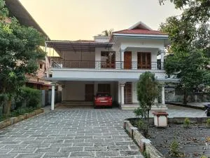 Sanvilla 2 BHK, vytila - Muttam