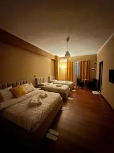 Mb king hotel - برميت