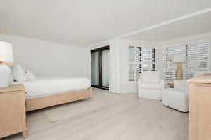 Tranquil Getaway 2BR Ocean Views Onsite Amenities