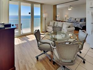 Estero Beach Tennis 1204A