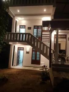 Golden Villa Ella - 阿鲁甘湾