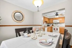 Near Greenfield Village-Downtown Dearborn-Oakwood - 迪尔伯恩