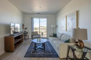 Landing at Sunset View - 2 Bedrooms in Goodyear - Goodyear