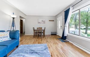 Private pool, close to Lake Michigan Beaches - Ubytování bez kategorie ve městě Muskegon