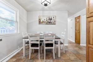 Private pool, close to Lake Michigan Beaches