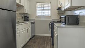 Landing at The Park at London - 2 Bedrooms in Morrow