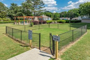 Landing at The Park at London - 2 Bedrooms in Morrow