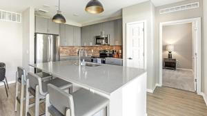 Landing at Brix Warehouse District - 2 Bedrooms in Central City South