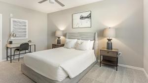 Landing at Brix Warehouse District - 2 Bedrooms in Central City South