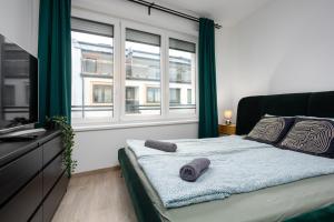 New Tranquil Apartments with FREE PARKING