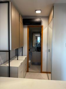 Apartamento quarto e sala vista mar