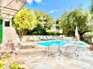 Aphrodite Suites & Apartments with Swimming Pool