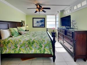 Estero Beach & Tennis 805A