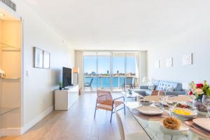 Golden Bay 508