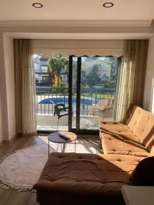 By Lotus Side - Comfortable Luxury Apartment with Pool - 马纳夫加特