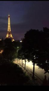 Beautiful Studio Paris Eiffel Tower