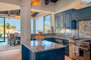 Casa Bellamar de Cabo Colorado by Cabo Villas