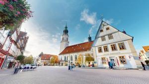 2 Zimmer, Beamer, Disneyplus mitten in der Altstadt
