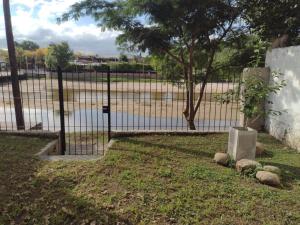 CASA CENTRICA con SALIDA al RIO