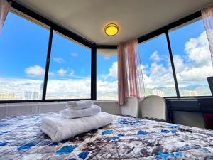 Hawaii Movie Studio WaikikiSeaside4person