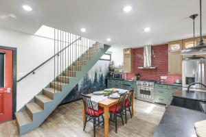 5 Mi to WEC Pet-Friendly Home in Wilmington