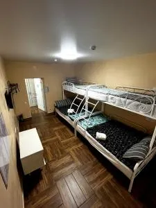 Hostel 5 Capsule rooms and appartment - 乌斯季卡缅诺戈尔斯克