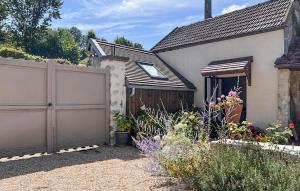 Maisons de vacances Amazing Home In Vienne-En-Arthies : photos des chambres
