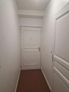 APPARTEMENT -DANS LA ZONE UNIVERSITAIRE CHAMPS SUR Marne