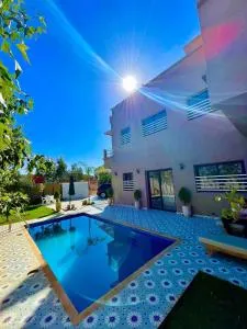 Villa Mazigh & piscine - El Aggada