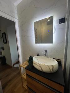 Appartements Lartdevivre : Appartement 1 Chambre