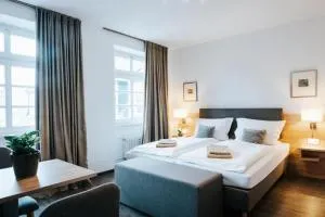 Gutshotel Weingut Schloss Reinhartshausen - 埃尔特维勒