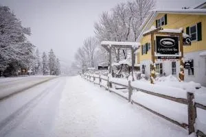 Gray Ghost Inn - Newfane