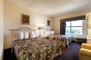 Two Bedroom Queen Suite room in Allure Suites of Fort Myers