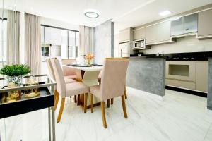 Apto Confortável Próx. à Praia Central BC CA9123