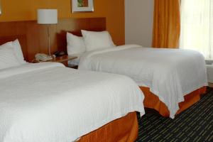 Double Room with Two Double Beds room in Fairfield Inn & Suites by Marriott Fairmont