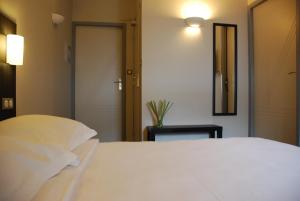 Hotels Ruthenium Hotel : photos des chambres