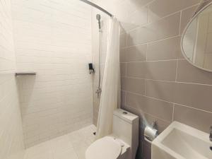 Voss Condominium