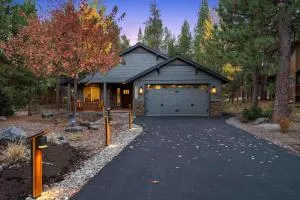 Deschutes Riverhaus - Meredith Lodging - Three Rivers