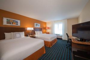 Queen Room with Two Queen Beds and Adapted Tub - Mobility and Hearing Accessible room in Fairfield Inn & Suites Dallas Lewisville