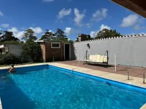 Casa con piscina Atlántida - 帕尔克德尔普拉塔