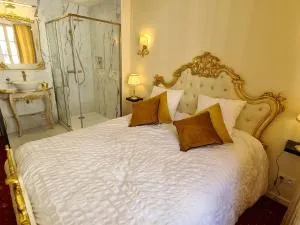 Appartement Délire Baroque à Sully-sur-Loire avec Climatisation - FR-1-590-557 - Lorris