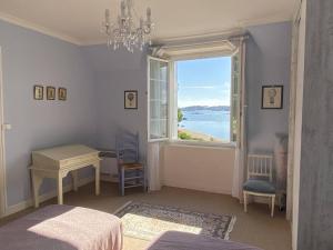 Maison bretonne face à la mer avec WIFI et parking à Trégastel - FR-1-368-442