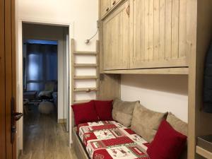 Appartement rénové calme dernier étage accès pistes 4 pers - FR-1-514-86