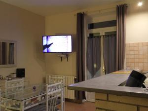 Charmant duplex avec parking et Wi-Fi près de Montargis - FR-1-590-546