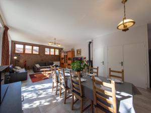 Maisons de vacances Gite Sologne 4* pour 7 pers., jardin, rando, proche Orleans - FR-1-590-552 : photos des chambres