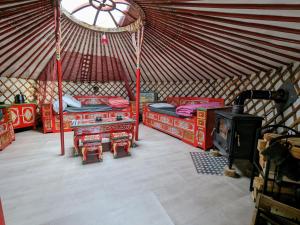 Maisons de vacances Yourte atypique avec sauna et terrasse privative - FR-1-589-765 : photos des chambres