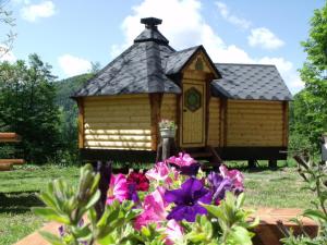 Maisons de vacances Yourte atypique avec sauna et terrasse privative - FR-1-589-765 : photos des chambres